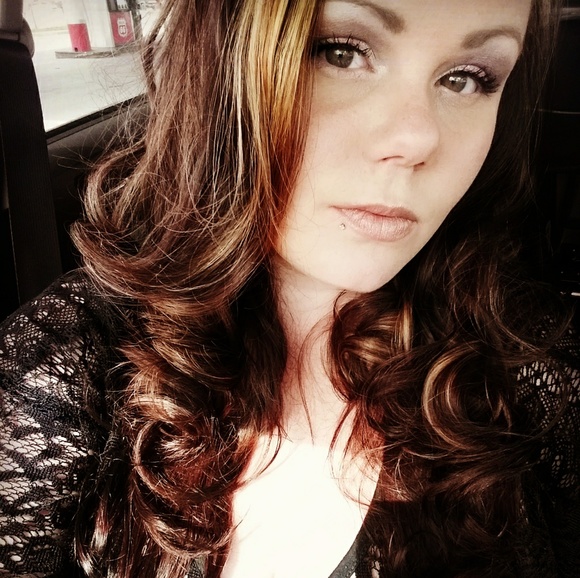 Meet your Posher, Josephene - Picture 1 of 1